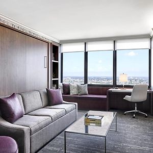 One-Bedroom Upper Floors Junior Suite